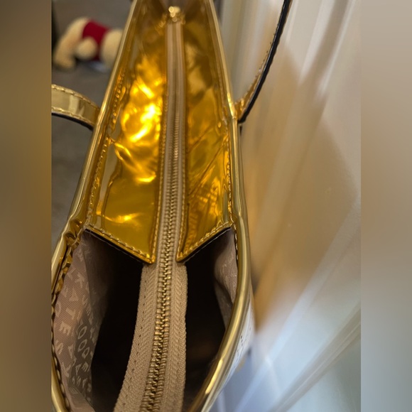 HOLIDAY SPECIAL - KATE SPADE HANDBAG - Picture 6 of 14